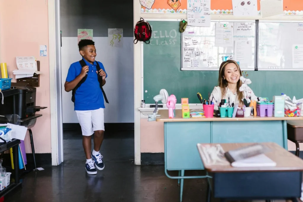 Coach scolaire cherche des clients – illustration