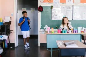 Coach scolaire cherche des clients – illustration